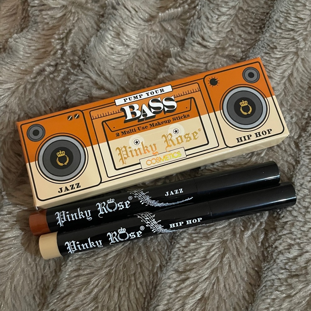 Pinky rose cosmetics pump the bass